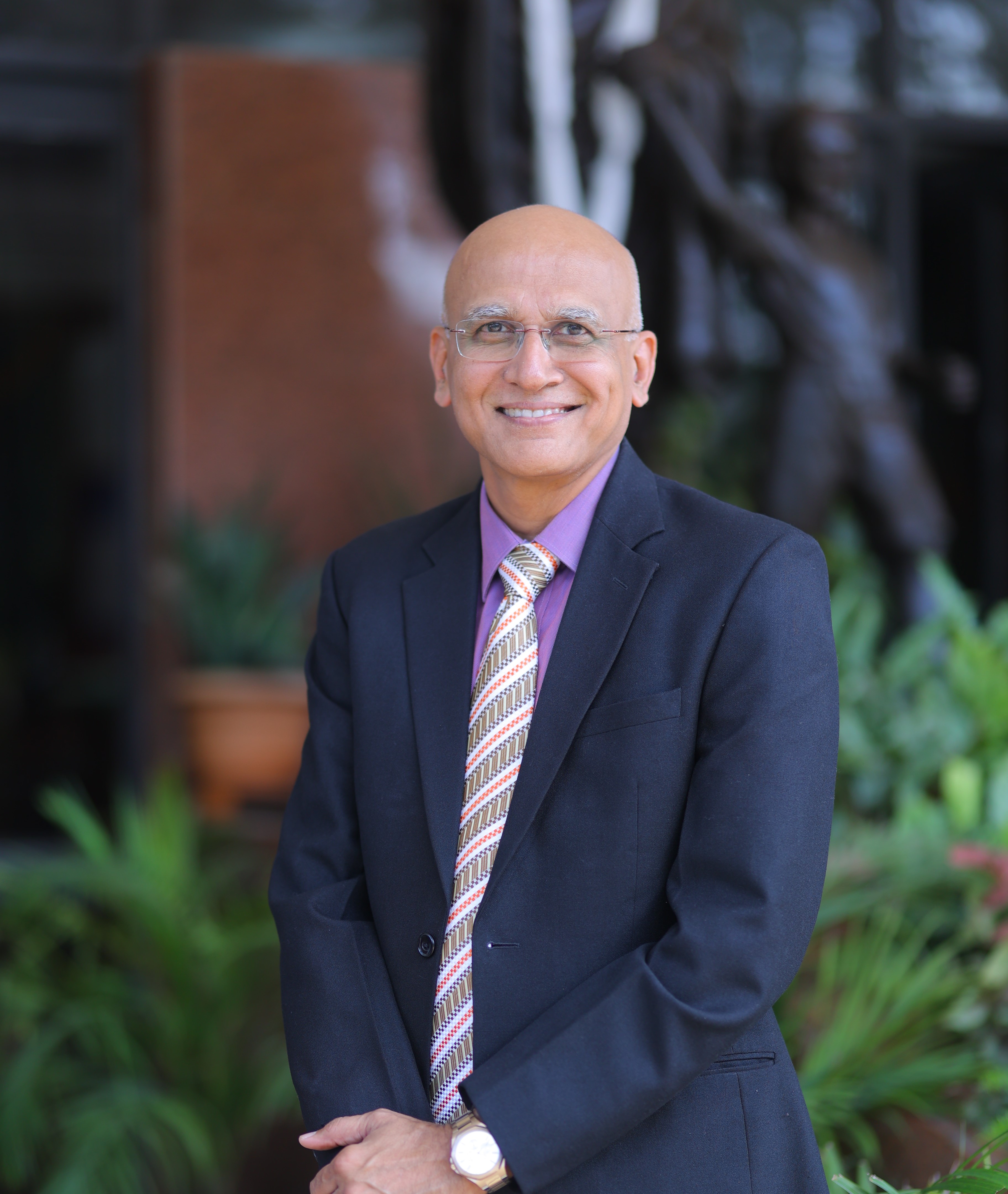Dr. Jiten